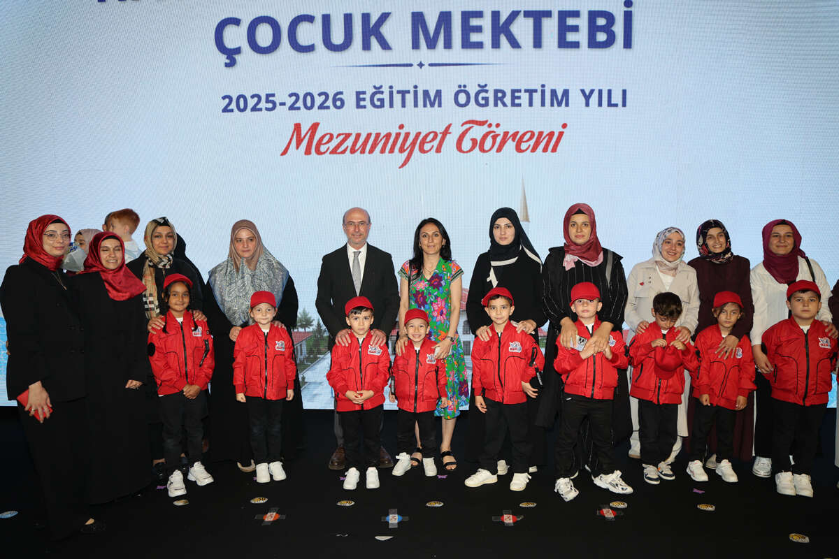 Konya’da Kur’an-ı Kerim ışığında 130 minik yetişti 15